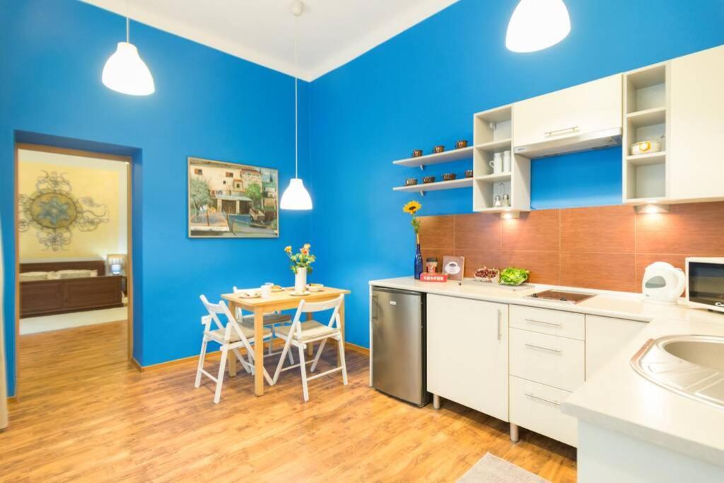 The Quiet Blue Home In The City Center! Krakow Luaran gambar