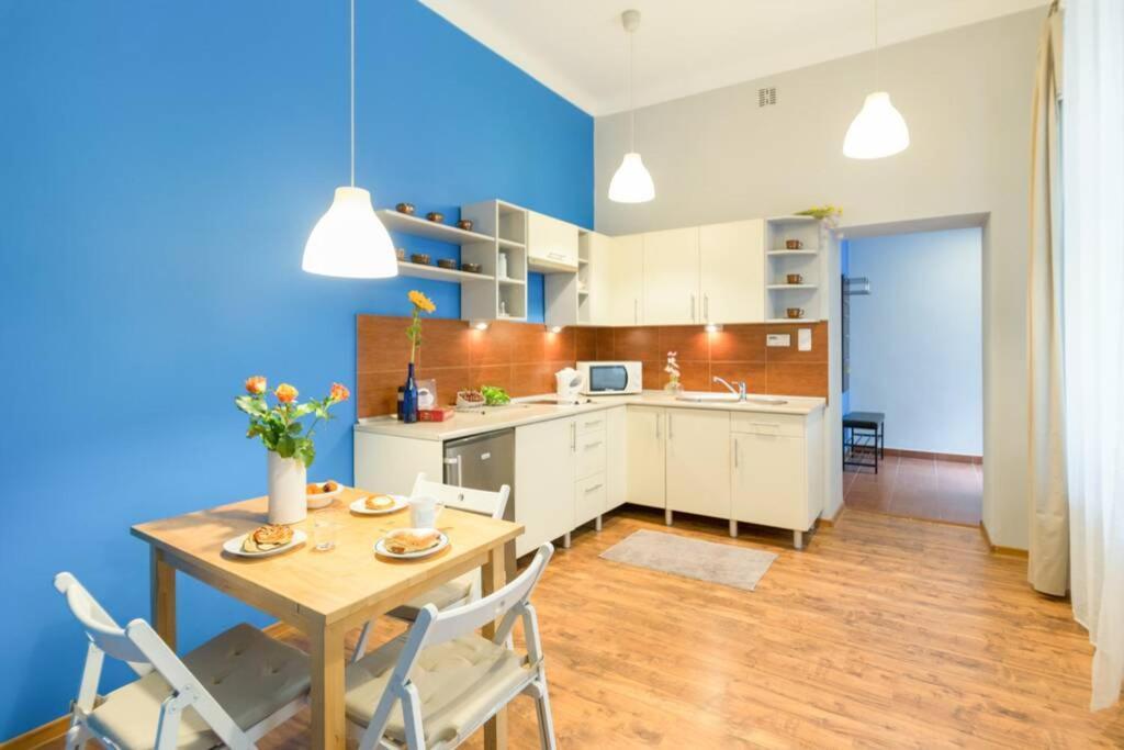 The Quiet Blue Home In The City Center! Krakow Luaran gambar